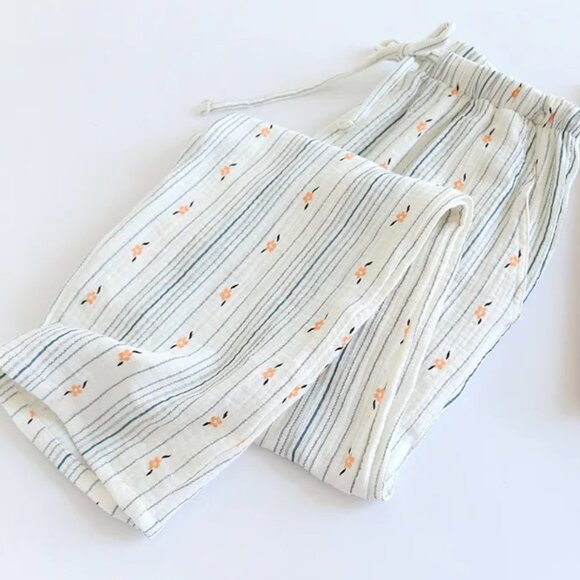 The Bloom - 100% Cotton Muslin Pajama in Sunpetal Stripes - Picture 2 of 3
